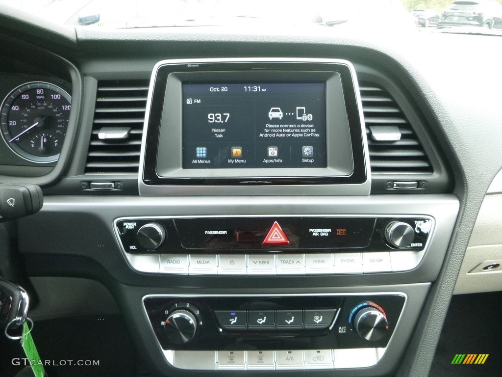 2019 Hyundai Sonata SE Controls Photo #130020613