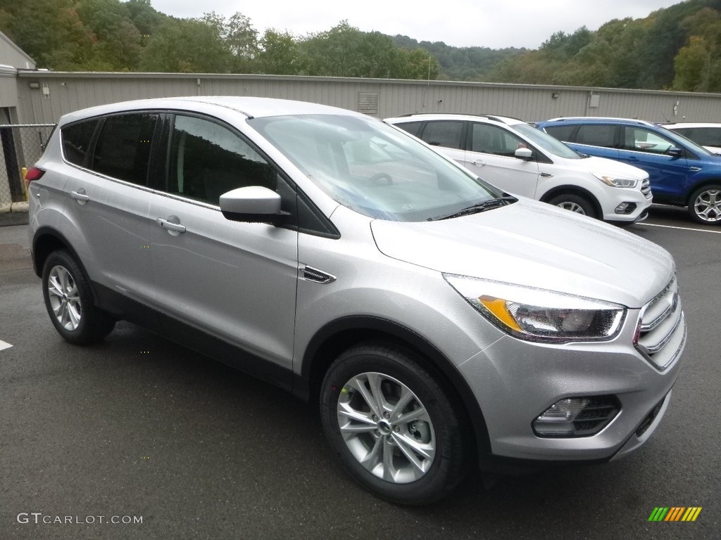 2019 Escape SE 4WD - Ingot Silver / Chromite Gray/Charcoal Black photo #3