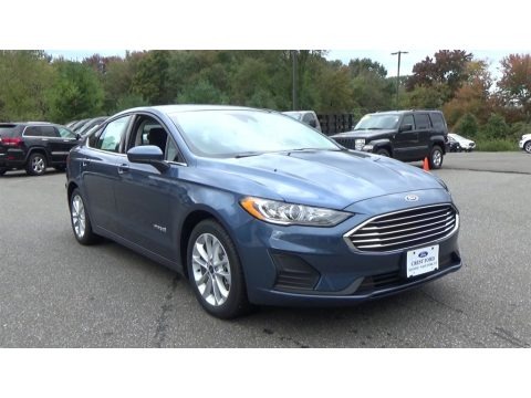 2019 Ford Fusion Hybrid SE Data, Info and Specs