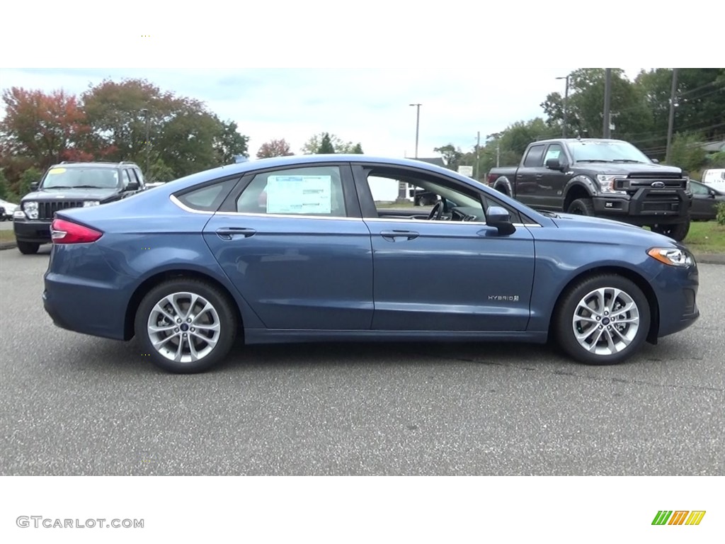 Blue Metallic 2019 Ford Fusion Hybrid SE Exterior Photo #130025209