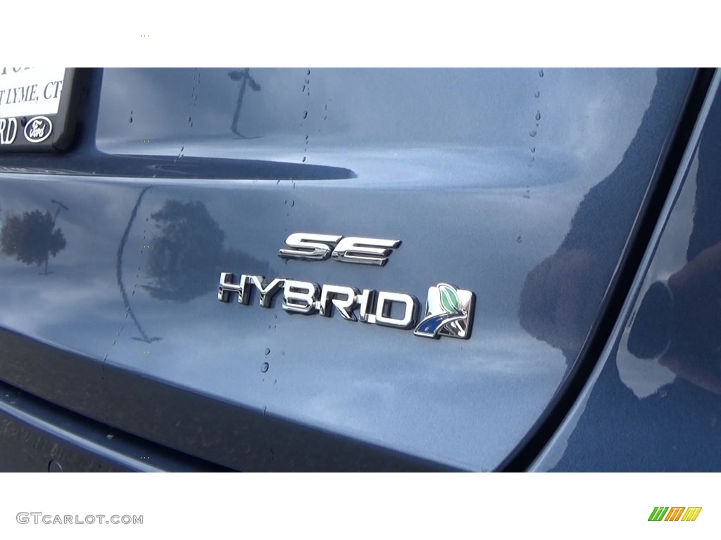 2019 Ford Fusion Hybrid SE Marks and Logos Photos