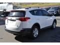 Super White - RAV4 LE Photo No. 6
