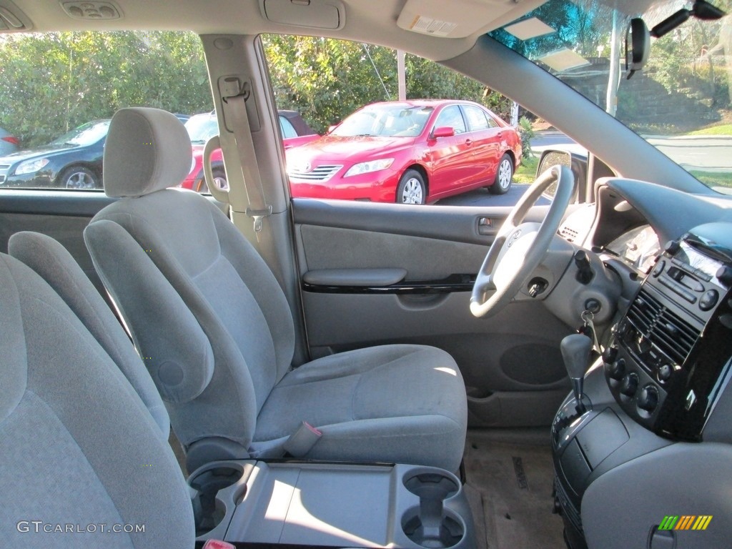 2005 Sienna CE - Natural White / Stone photo #16