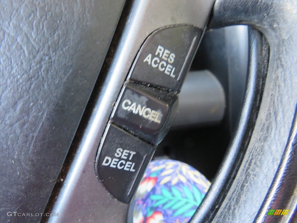 2004 Element EX AWD - Satin Silver Metallic / Black photo #23