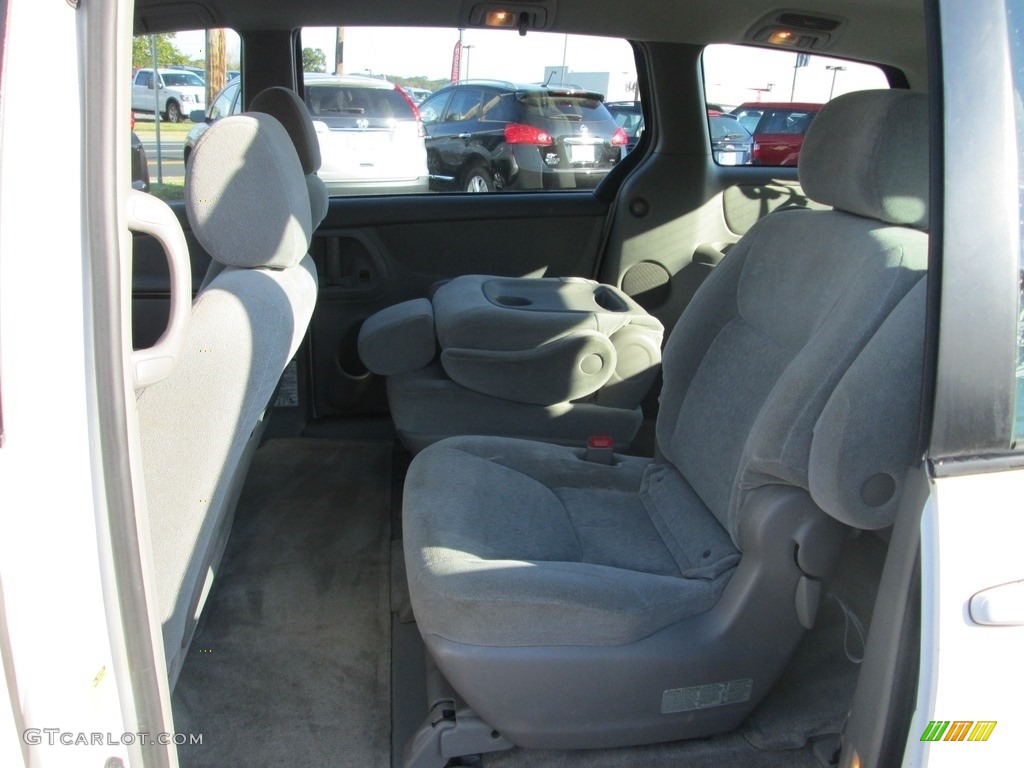 2005 Sienna CE - Natural White / Stone photo #20