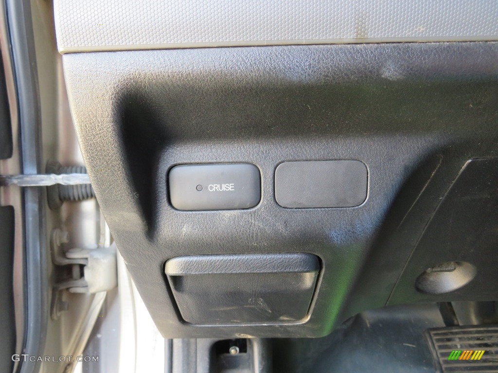2004 Element EX AWD - Satin Silver Metallic / Black photo #26