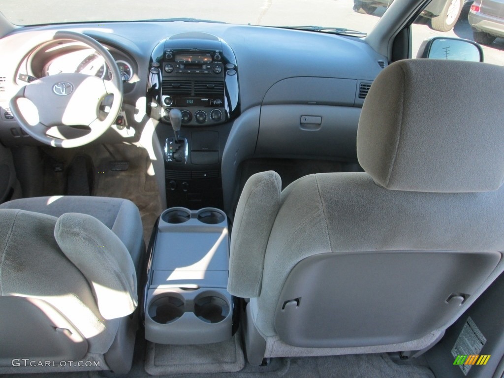 2005 Sienna CE - Natural White / Stone photo #23