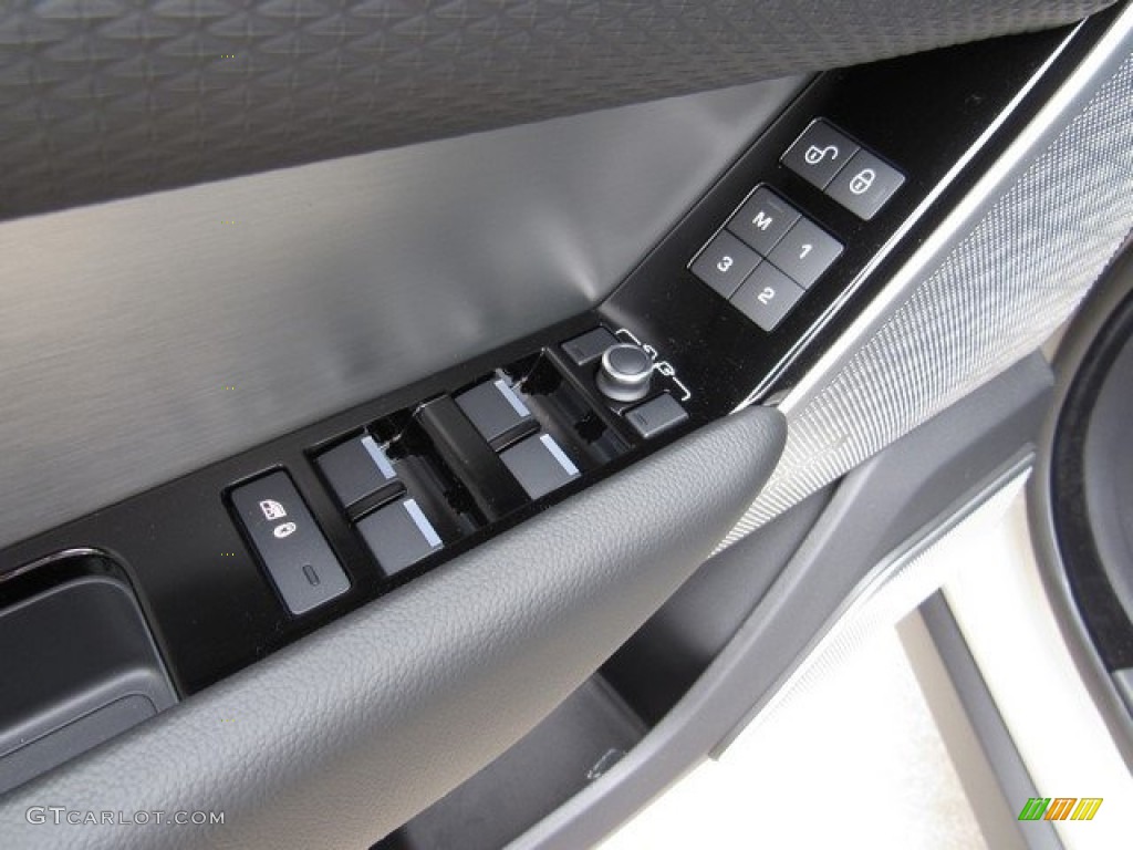 2019 Range Rover Velar R-Dynamic SE - Aruba Metallic / Ebony photo #24