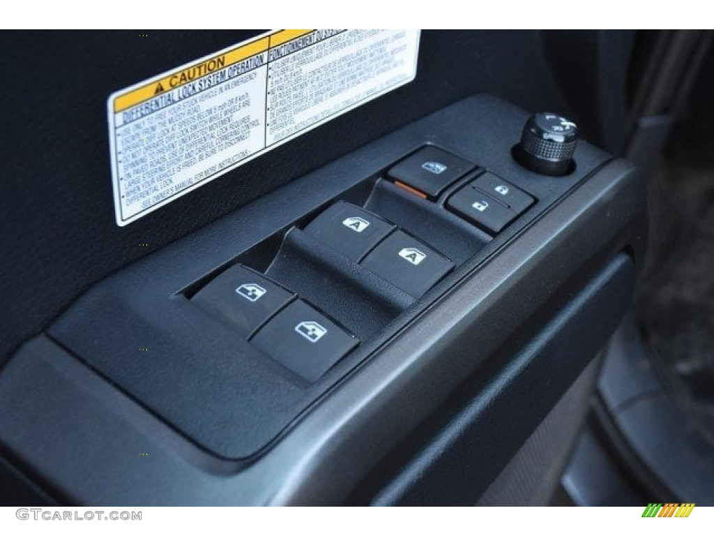 2019 Toyota Tacoma TRD Off-Road Double Cab 4x4 Controls Photo #130034755
