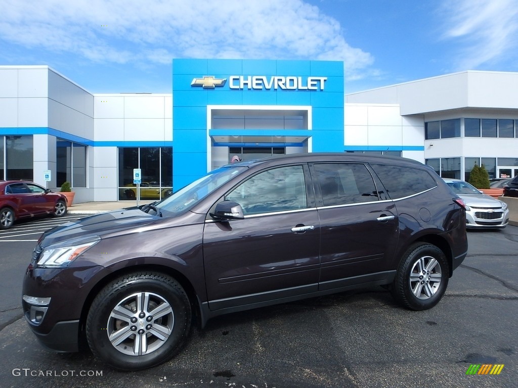 Sable Metallic Chevrolet Traverse