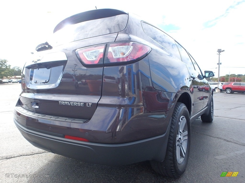 2016 Traverse LT AWD - Sable Metallic / Dark Titanium/Light Titanium photo #8