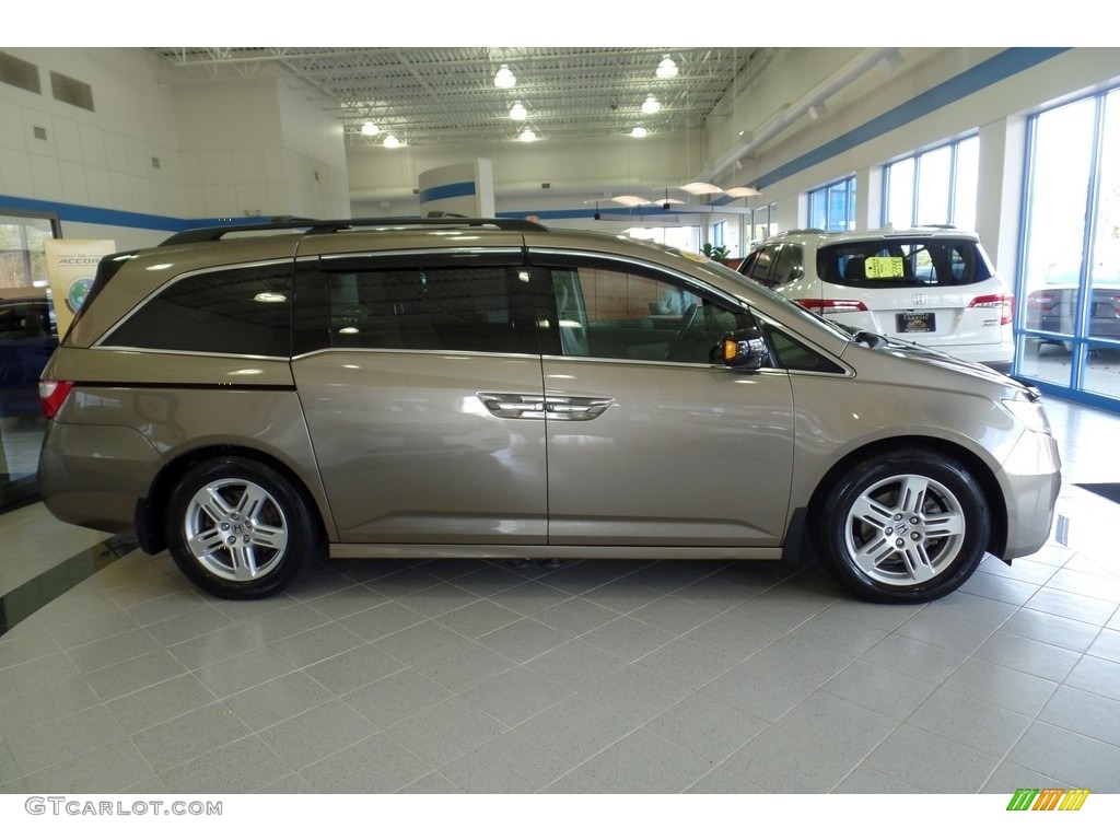 2013 Odyssey Touring - Mocha Metallic / Beige photo #4
