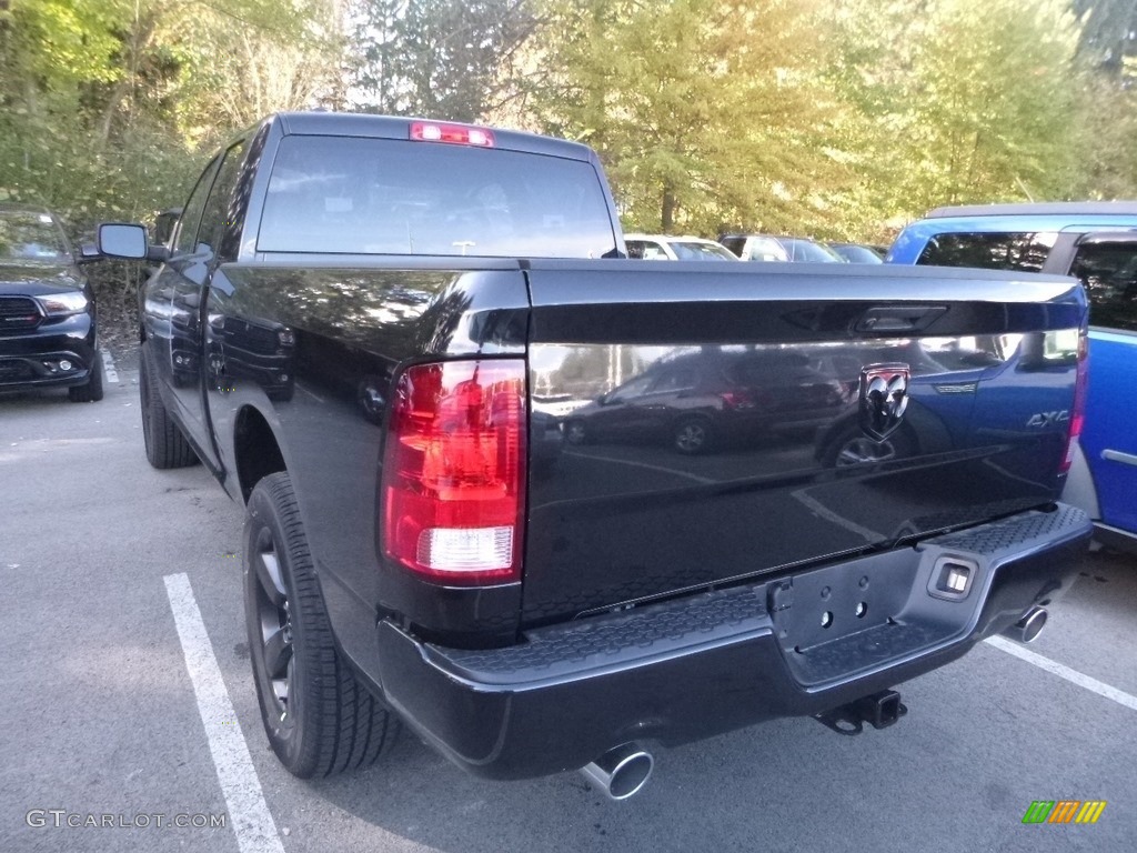 2019 1500 Classic Express Quad Cab 4x4 - Brilliant Black Crystal Pearl / Black photo #3