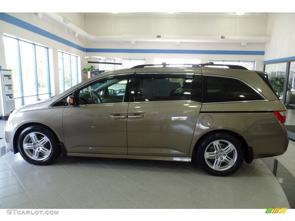 2013 Odyssey Touring - Mocha Metallic / Beige photo #10