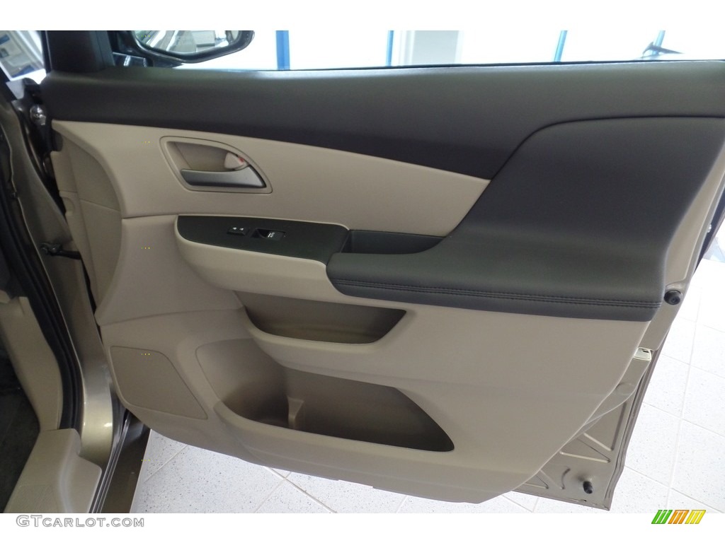 2013 Odyssey Touring - Mocha Metallic / Beige photo #14