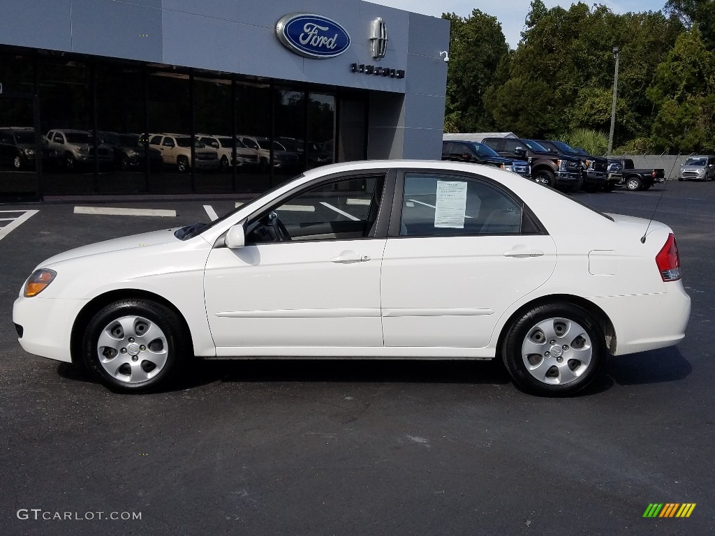 2009 Spectra LX Sedan - Clear White / Gray photo #2
