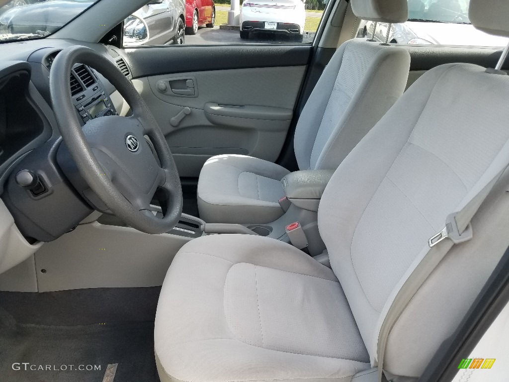 2009 Spectra LX Sedan - Clear White / Gray photo #9
