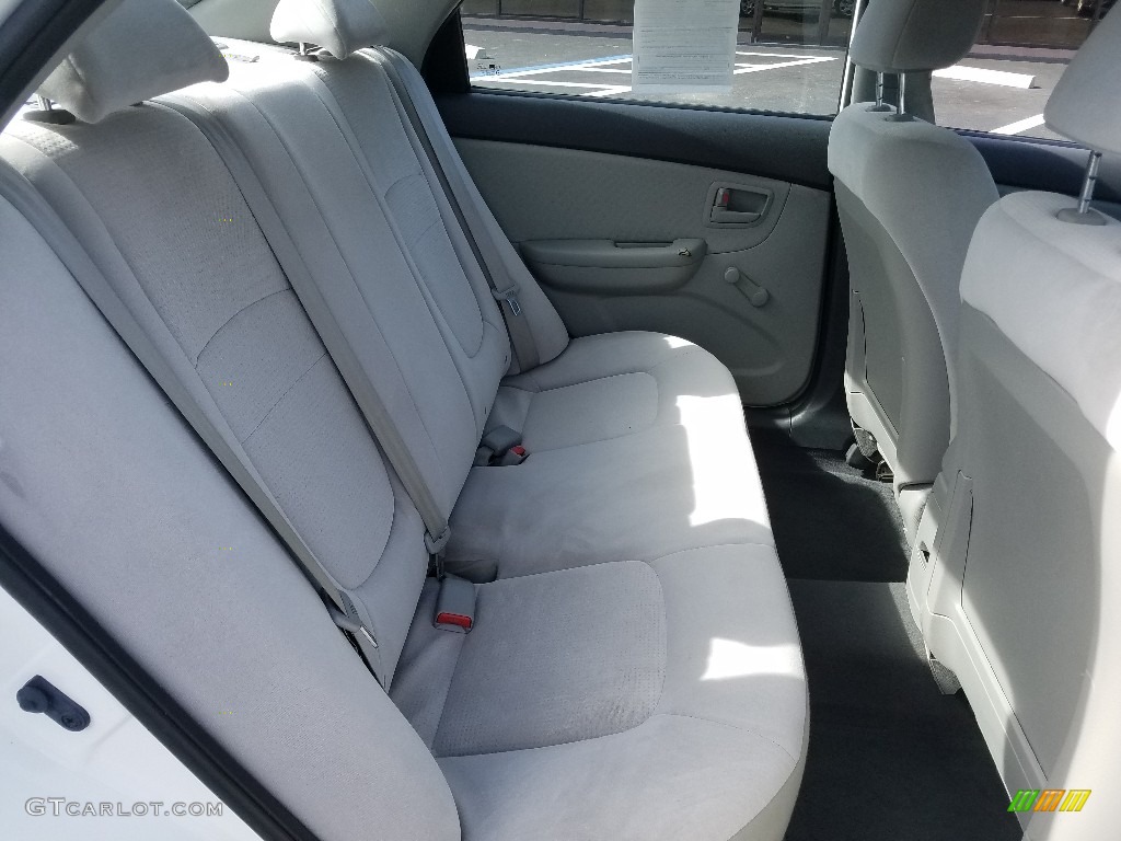 2009 Spectra LX Sedan - Clear White / Gray photo #11