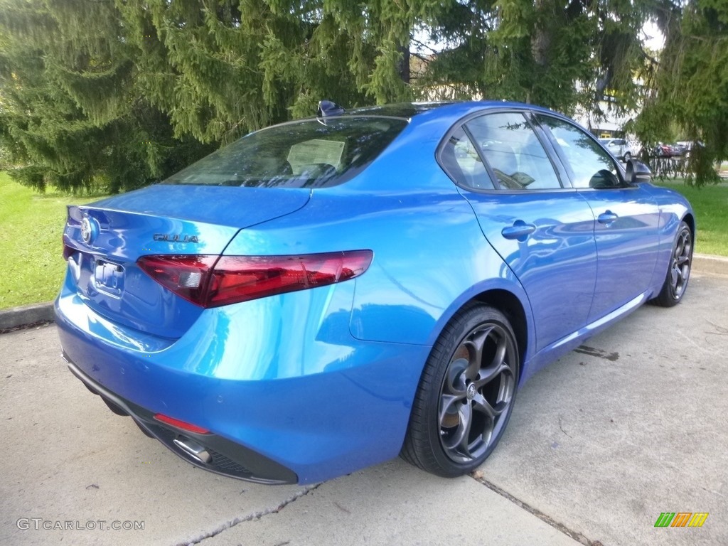 2018 Giulia Ti AWD - Misano Blue Metallic / Black/Dark Gray photo #9