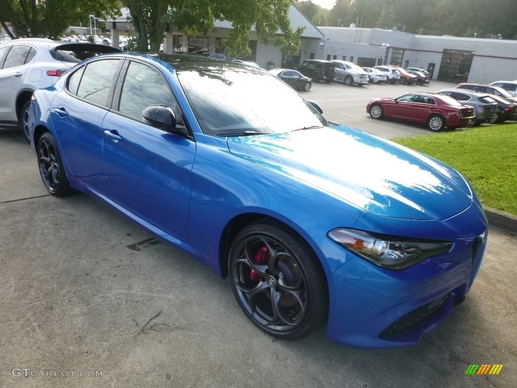 2018 Giulia Ti AWD - Misano Blue Metallic / Black/Dark Gray photo #11