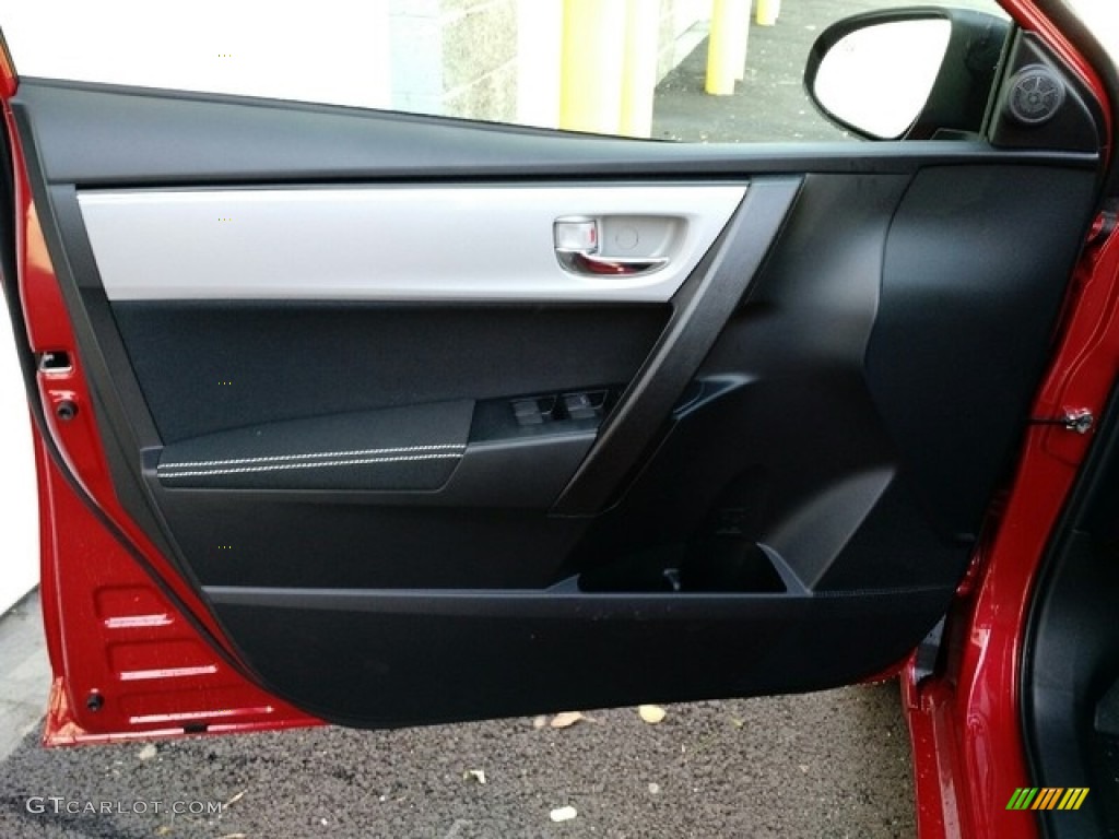 2019 Toyota Corolla LE Ash/Dark Gray Door Panel Photo #130045648
