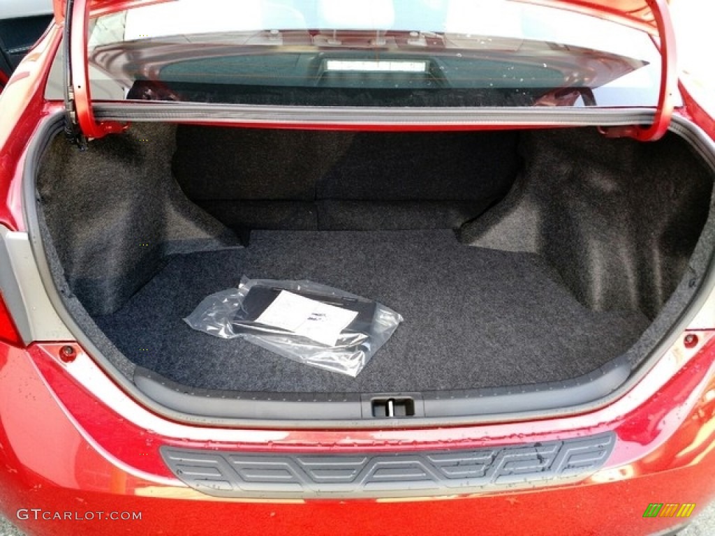 2019 Toyota Corolla LE Trunk Photo #130045732