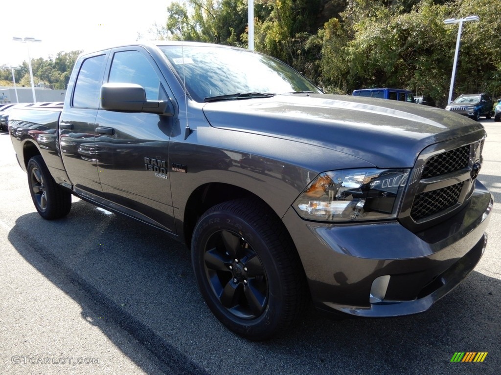2019 1500 Classic Express Quad Cab 4x4 - Granite Crystal Metallic / Black photo #7