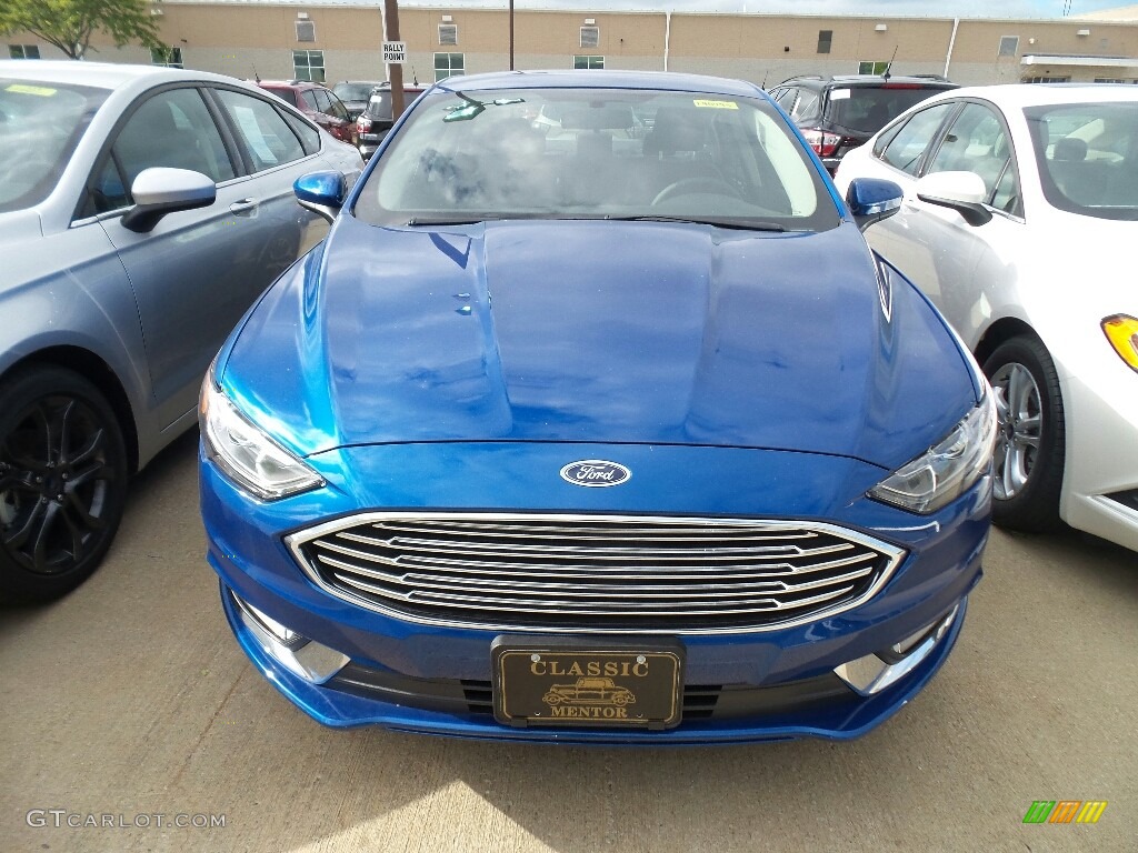 2018 Fusion SE - Lightning Blue / Ebony photo #2