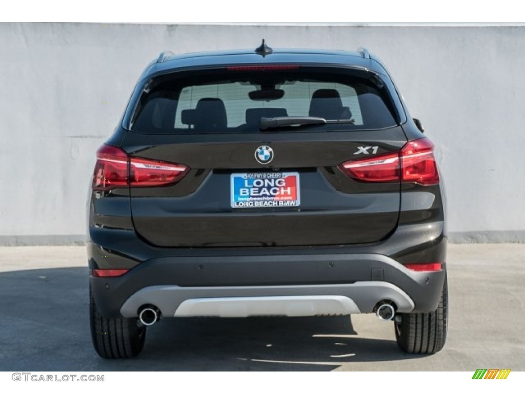 2018 X1 xDrive28i - Dark Olive Metallic / Black photo #4