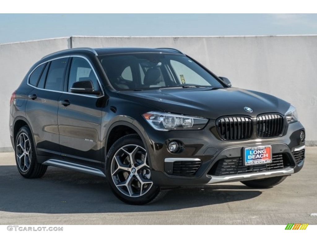 2018 X1 xDrive28i - Dark Olive Metallic / Black photo #12