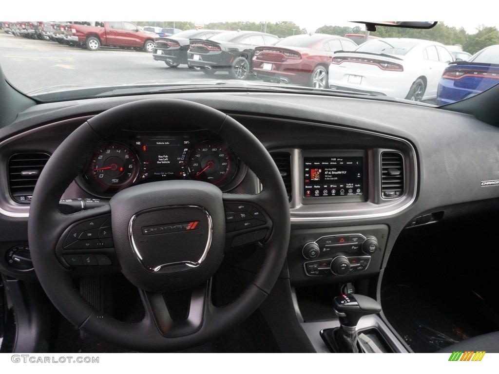 2019 Dodge Charger SXT Black Dashboard Photo #130054721