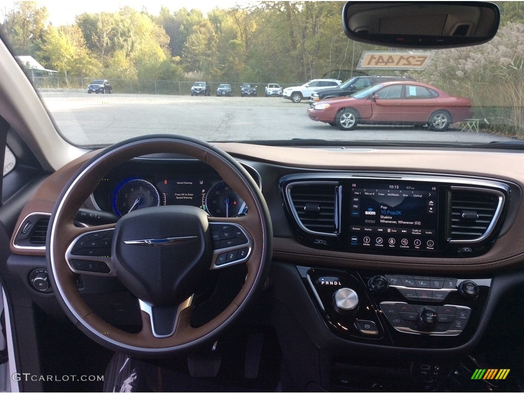 2019 Chrysler Pacifica Limited Controls Photo #130056934