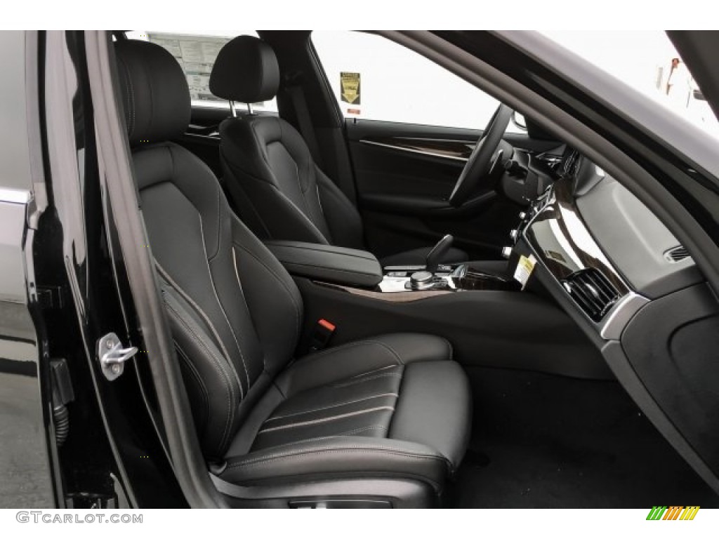 2019 5 Series 530e iPerformance Sedan - Black Sapphire Metallic / Black photo #5