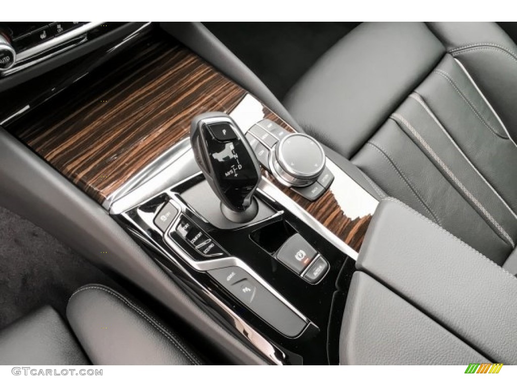 2019 5 Series 530e iPerformance Sedan - Black Sapphire Metallic / Black photo #7