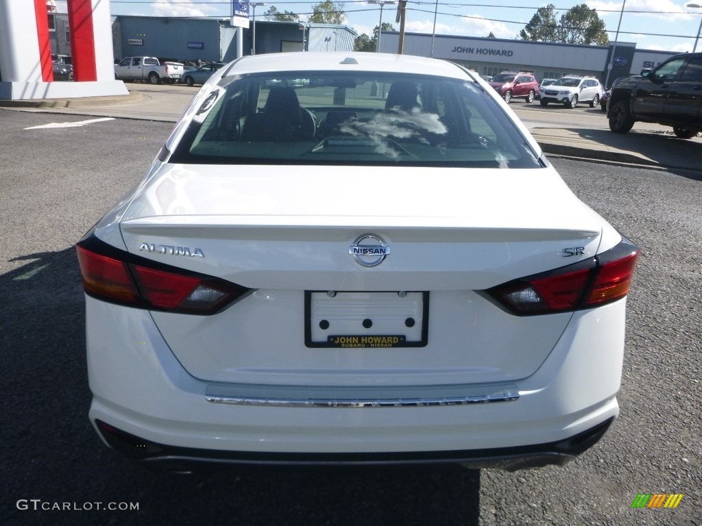 2019 Altima SR - Pearl White / Charcoal photo #5
