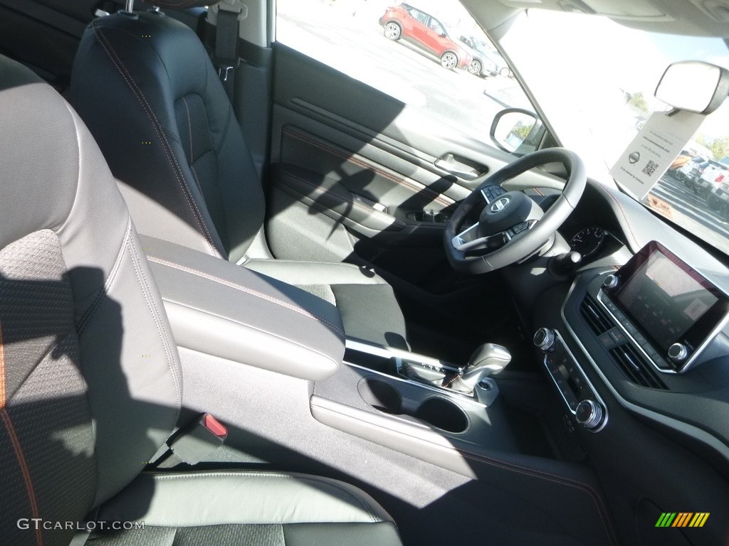 2019 Altima SR - Pearl White / Charcoal photo #11