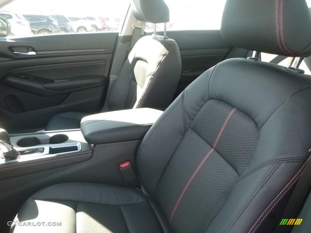 2019 Altima SR - Pearl White / Charcoal photo #15