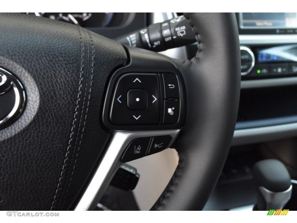 2019 Toyota Highlander SE AWD Ash Steering Wheel Photo #130066313
