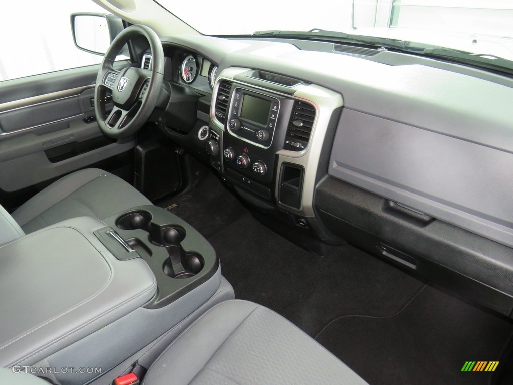2018 1500 SLT Quad Cab 4x4 - Bright Silver Metallic / Black/Diesel Gray photo #40