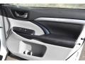 Ash 2019 Toyota Highlander SE AWD Door Panel
