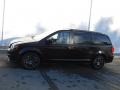 Black Onyx - Grand Caravan GT Photo No. 2