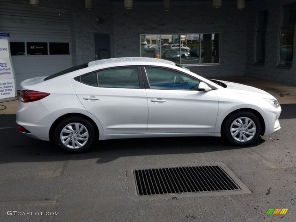 2019 Elantra SE - Symphony Silver / Black photo #2