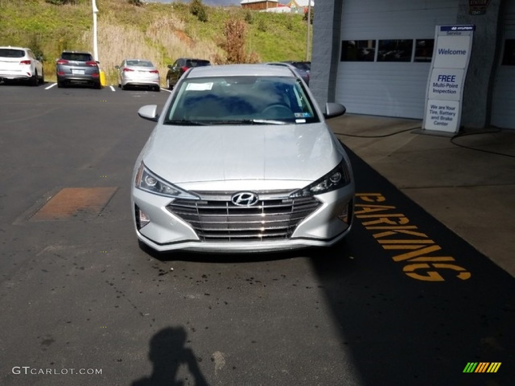2019 Elantra SE - Symphony Silver / Black photo #4