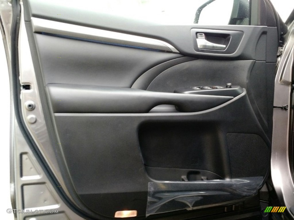 2019 Toyota Highlander SE AWD Black Door Panel Photo #130075203