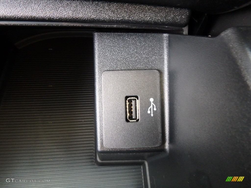 2019 Edge SE AWD - Oxford White / Ebony photo #19