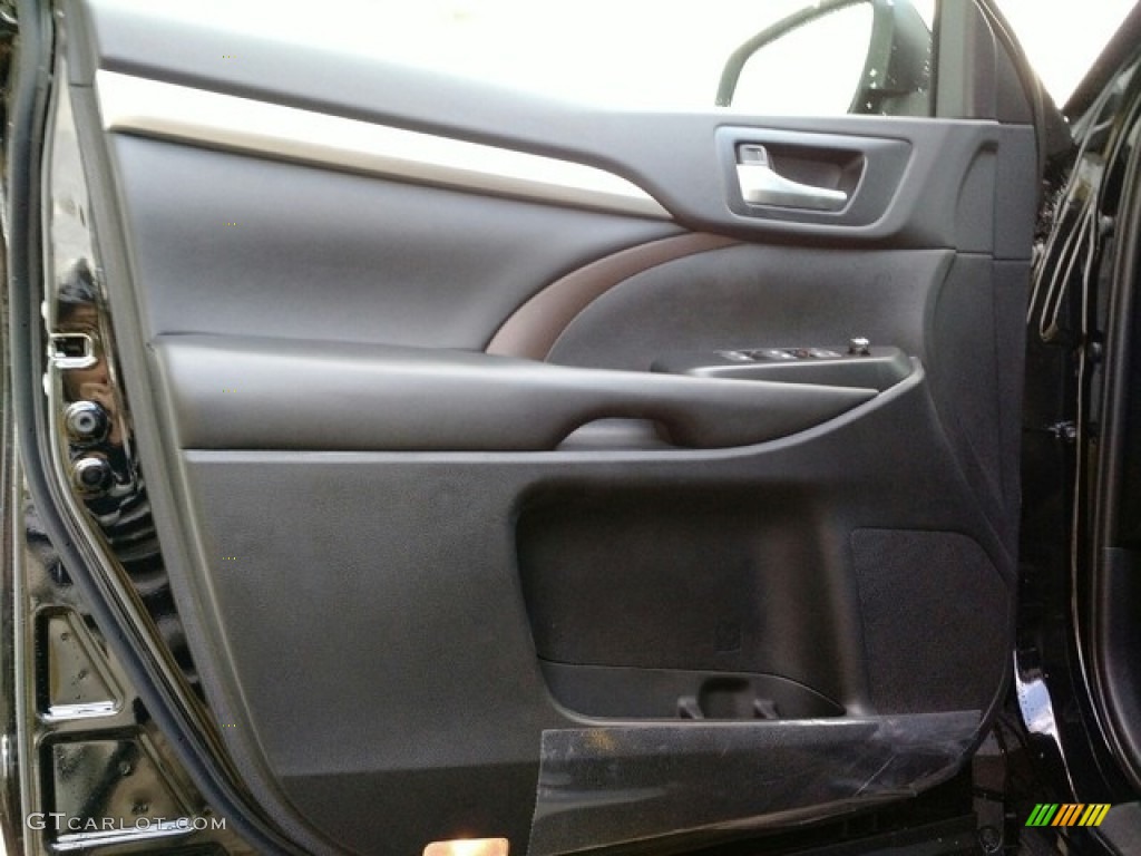 2019 Toyota Highlander XLE AWD Black Door Panel Photo #130075845