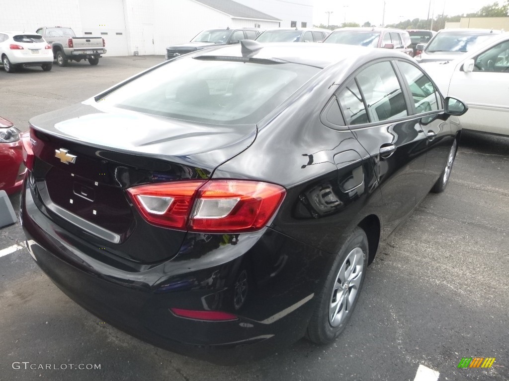 2019 Cruze LS - Mosaic Black Metallic / Black photo #5