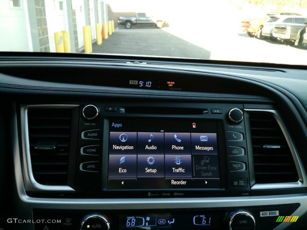 2019 Toyota Highlander XLE AWD Controls Photo #130080321