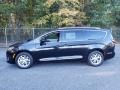 2019 Brilliant Black Crystal Pearl Chrysler Pacifica Touring L Plus  photo #3