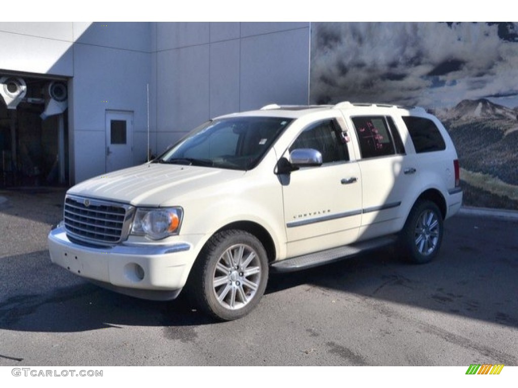 2007 Aspen Limited HEMI 4WD - Cool Vanilla White / Dark Slate Gray/Light Slate Gray photo #2